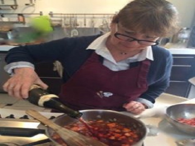 ディジョンで郷土料理レッスン＆ブルゴーニュ・ワイナリー巡り ツアー